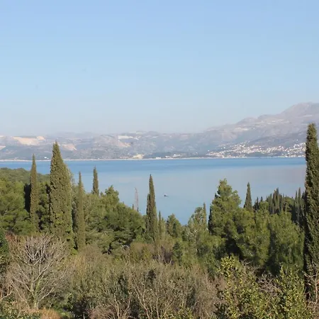 4M * Cavtat